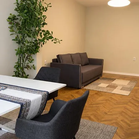 Casa Tiana Апартамент *